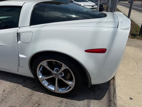 Used 2013 Chevrolet Corvette Grand Sport w/ 4LT Preferred Equipment Group RWD image 5
