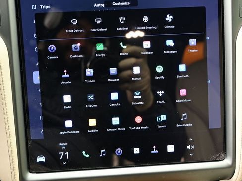 Used 2021 Tesla Model X Long Range image 34