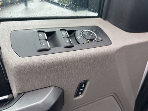 Used 2017 Ford F150 XLT w/ Equipment Group 301A Mid image 18