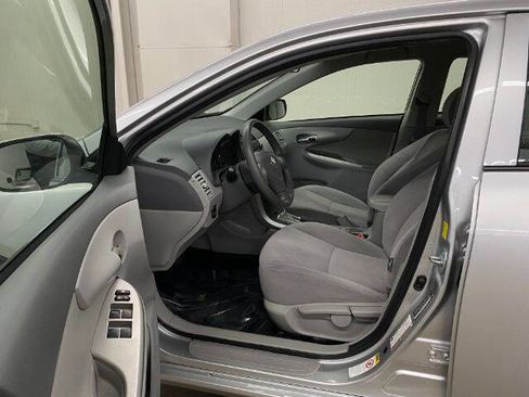 Used 2010 Toyota Corolla XLE image 10