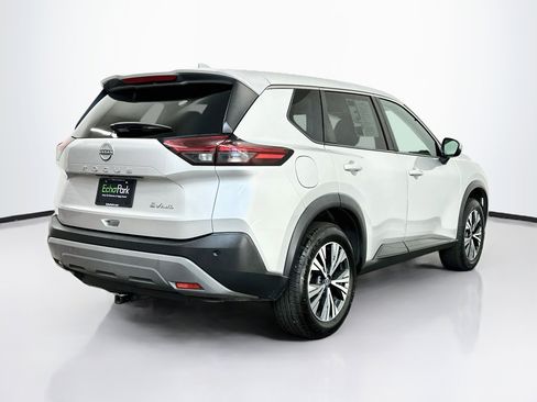 Used 2022 Nissan Rogue SV AWD/4WD image 9