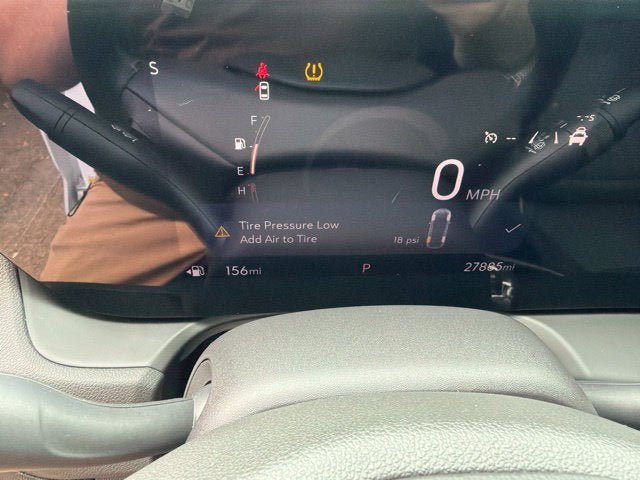 Used 2024 Buick Encore GX Preferred AWD/4WD image 10