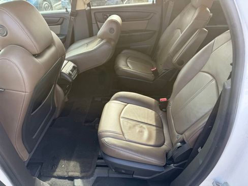 Used 2017 GMC Acadia Limited SLT AWD/4WD image 4