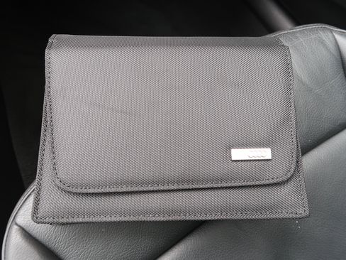 Used 2018 Audi Q3 2.0T Premium image 25