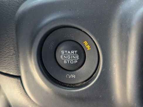 Used 2021 Jeep Wrangler Unlimited Rubicon image 17