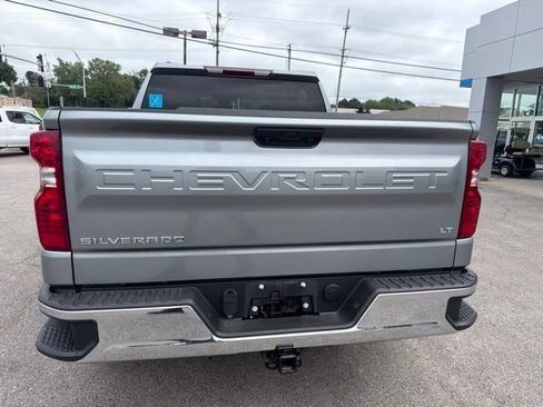 Used 2023 Chevrolet Silverado 1500 LT AWD/4WD image 25