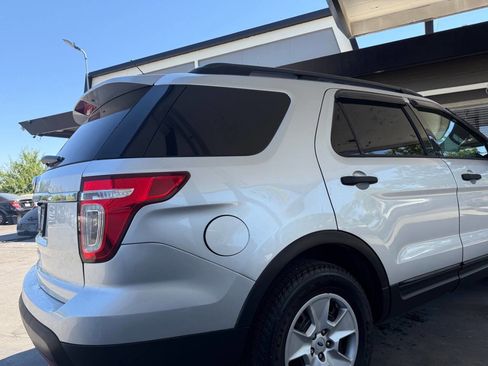 Used 2014 Ford Explorer FWD image 9