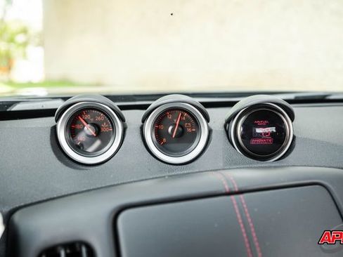 Used 2014 Nissan 370Z NISMO w/ Bose Package RWD image 17