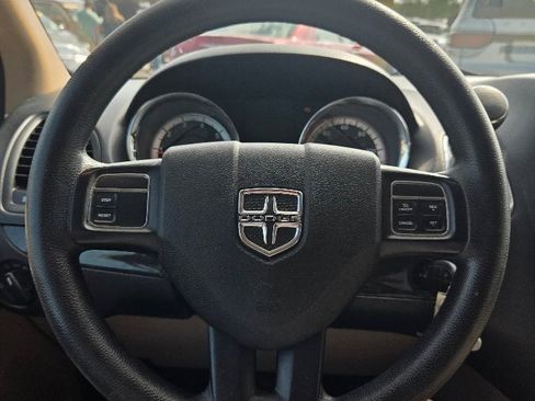 Used 2015 Dodge Grand Caravan American Value Package image 15