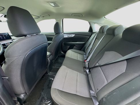 Used 2024 Kia Forte LXS w/ LXS Technology Package image 15