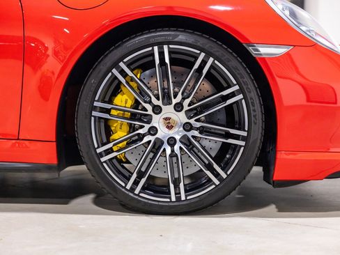 Used 2014 Porsche 911 Turbo S AWD/4WD image 22