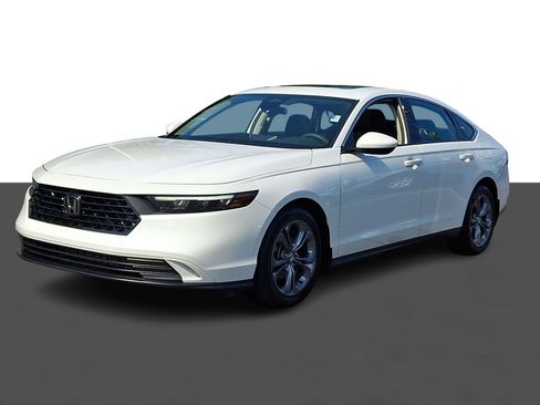 Certified 2024 Honda Accord EX image 3
