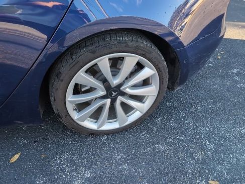 Used 2019 Tesla Model 3 Long Range image 7
