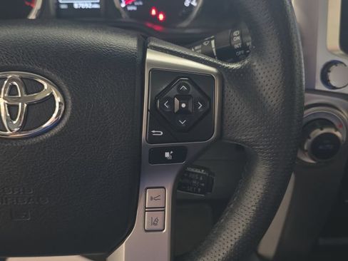 Used 2022 Toyota 4Runner Limited AWD/4WD image 16