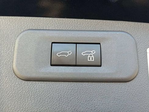 Used 2022 Lexus NX 350h AWD w/ Vision Package image 18