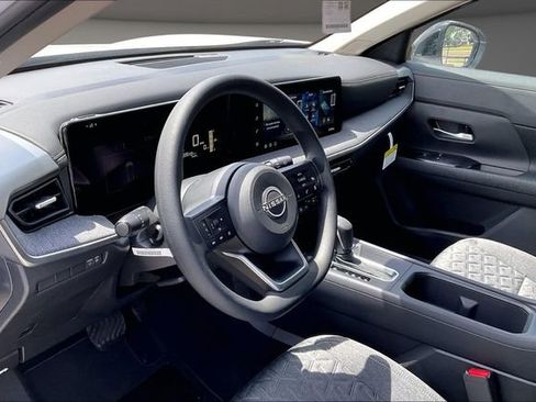 New 2026 Nissan Kicks SV w/ Interior Electronics Package AWD/4WD image 7
