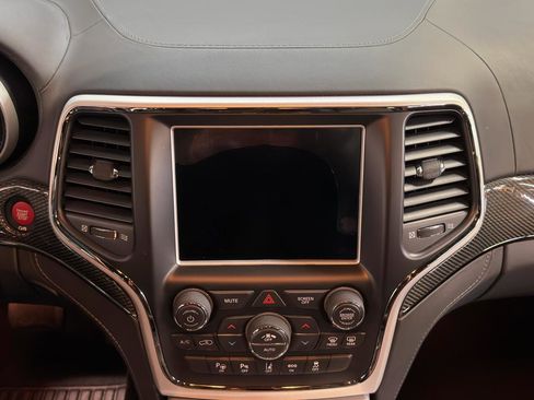 Used 2018 Jeep Grand Cherokee Trackhawk AWD/4WD image 13