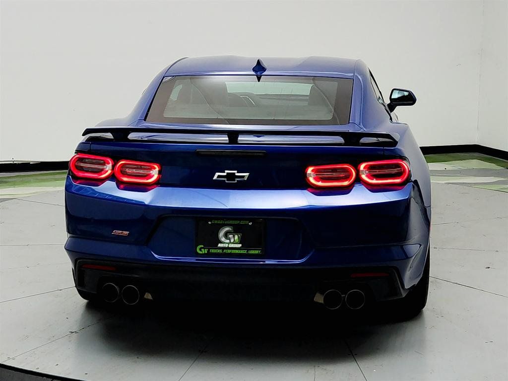 Used 2019 Chevrolet Camaro SS RWD image 6
