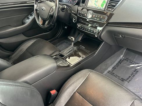 Used 2014 Kia Cadenza Premium FWD image 17