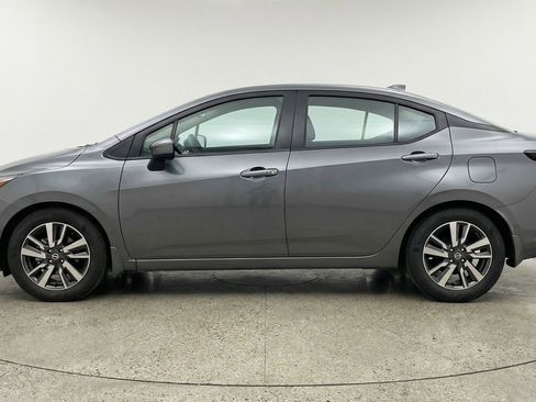 Used 2025 Nissan Versa SV FWD image 3