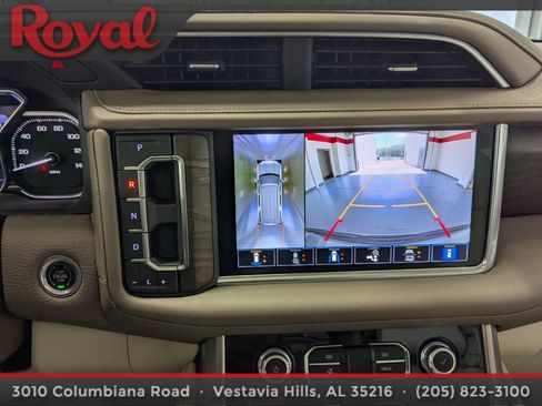Used 2021 GMC Yukon XL Denali w/ Denali Premium Package RWD image 27