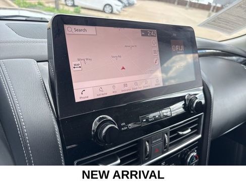 Used 2024 INFINITI QX80 Luxe image 11
