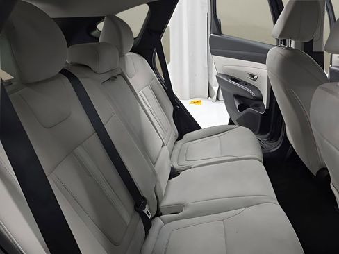 Certified 2025 Hyundai Tucson SEL AWD/4WD image 18
