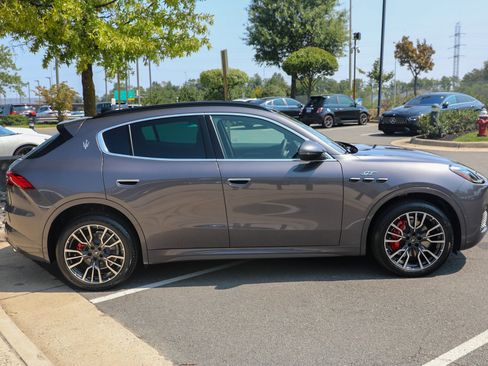 Used 2024 Maserati Grecale GT AWD/4WD image 4
