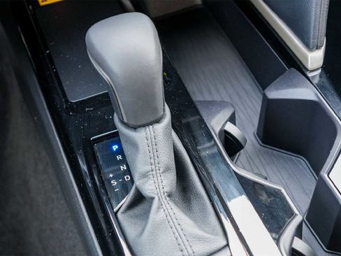 Used 2025 Toyota Camry XSE image 17