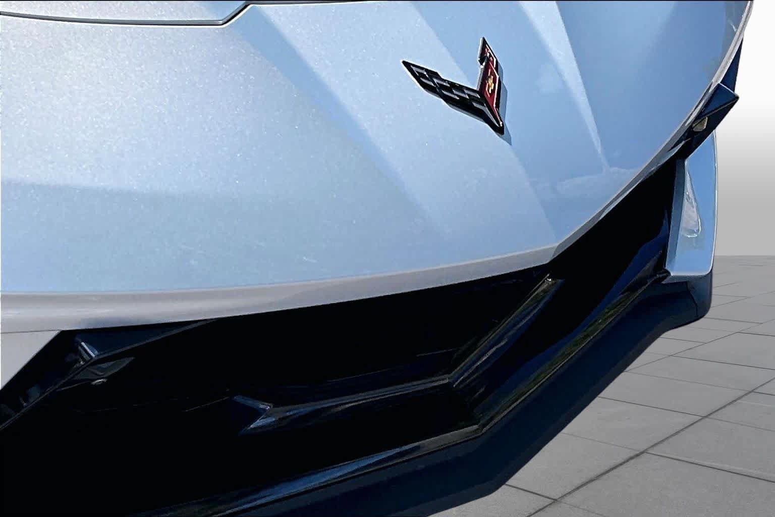 Used 2023 Chevrolet Corvette Stingray Preferred Cpe w/ Z51 Performance Package RWD image 27