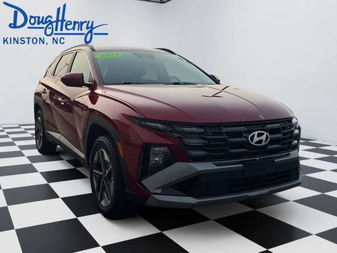 Used 2025 Hyundai Tucson SEL AWD/4WD image 7