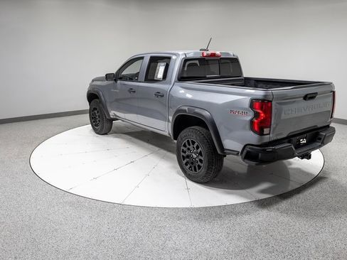 Used 2023 Chevrolet Colorado Trail Boss w/ Technology Package image 30