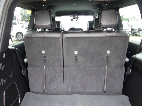 Certified 2025 Jeep Wagoneer Series II AWD/4WD image 9