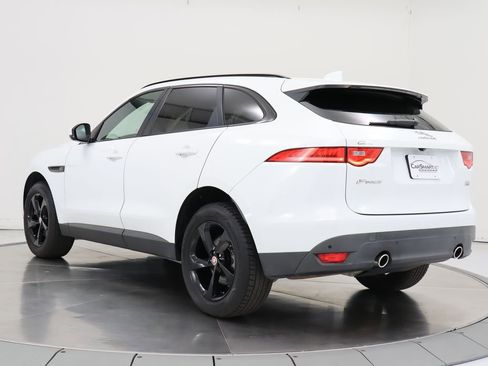 Used 2019 Jaguar F-PACE Premium AWD/4WD image 3