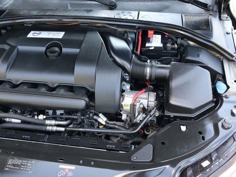 Used 2009 Volvo XC70 T6 image 40