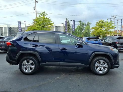 Used 2025 Toyota RAV4 XLE AWD/4WD image 24