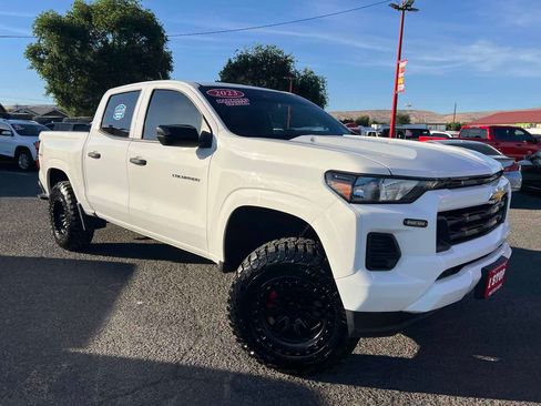 Used 2023 Chevrolet Colorado W/T w/ Safety Package AWD/4WD image 5