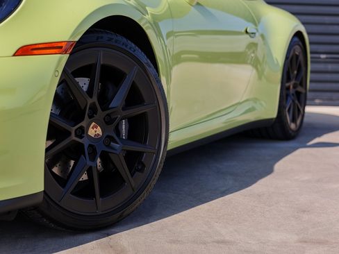 Certified 2025 Porsche 911 Carrera image 12