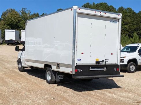 New 2025 Chevrolet Express 3500 w/ Power Convenience Package image 5