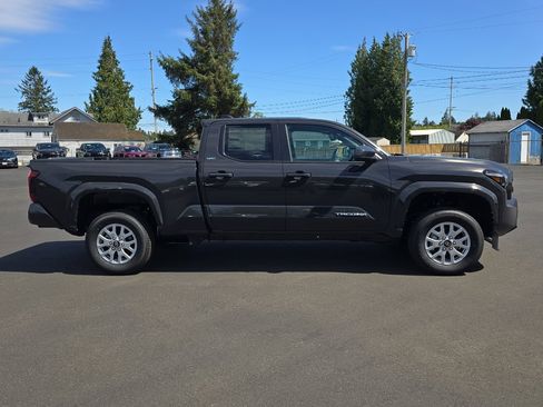 New 2026 Toyota Tacoma SR5 AWD/4WD image 7