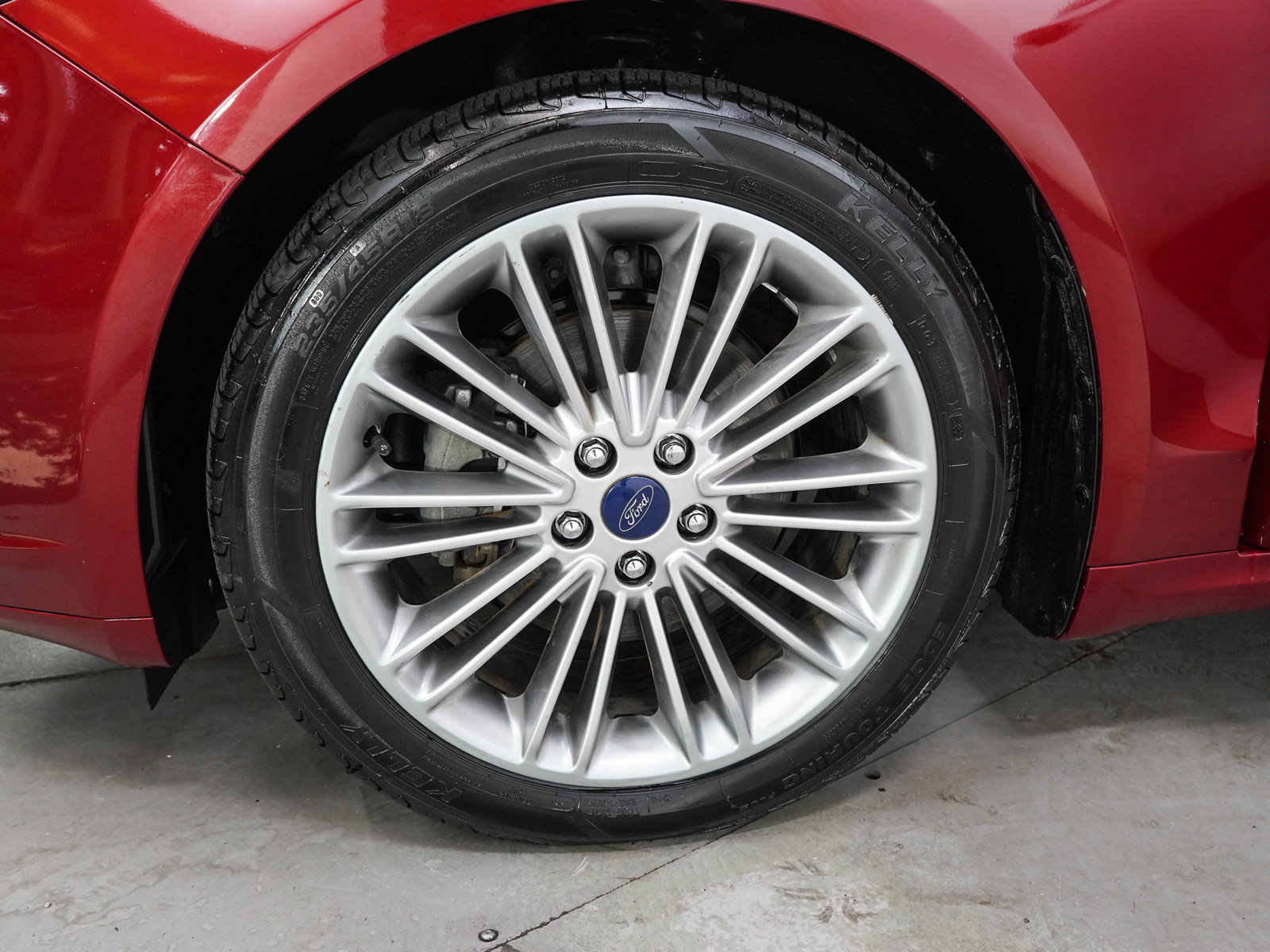 Used 2015 Ford Fusion SE w/ Equipment Group 202A FWD image 28