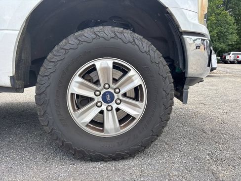 Used 2019 Ford F150 XLT w/ Equipment Group 301A Mid AWD/4WD image 10
