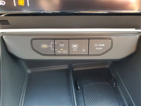 New 2026 Kia Carnival SX Prestige image 36