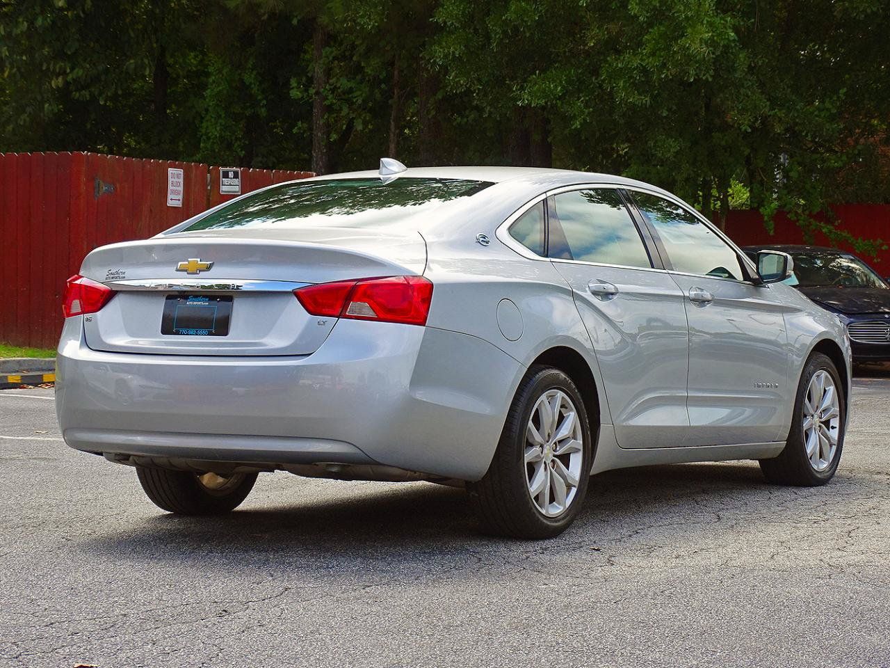 Used 2018 Chevrolet Impala LT FWD image 9