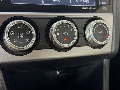 Used 2016 Subaru Crosstrek 2.0i Premium image 17