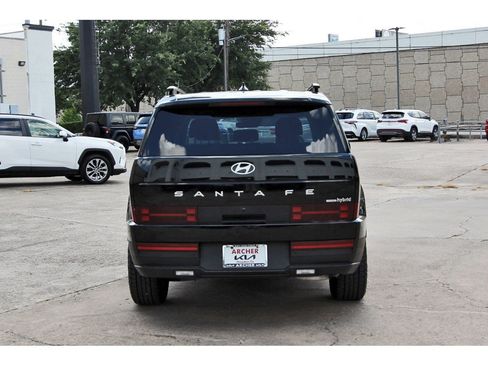 Used 2024 Hyundai Santa Fe SEL AWD/4WD image 4