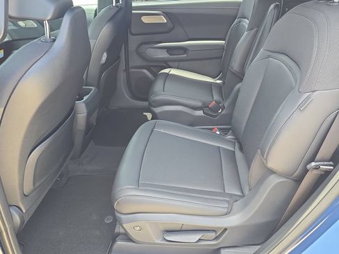 New 2027 Kia Telluride S FWD image 17