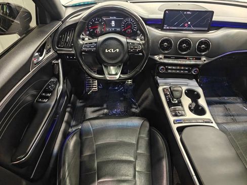 Used 2022 Kia Stinger GT2 RWD image 4