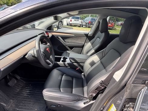 Used 2023 Tesla Model Y Long Range AWD/4WD image 11
