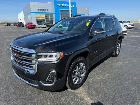 Used 2023 GMC Acadia SLT w/ Technology Package image 9